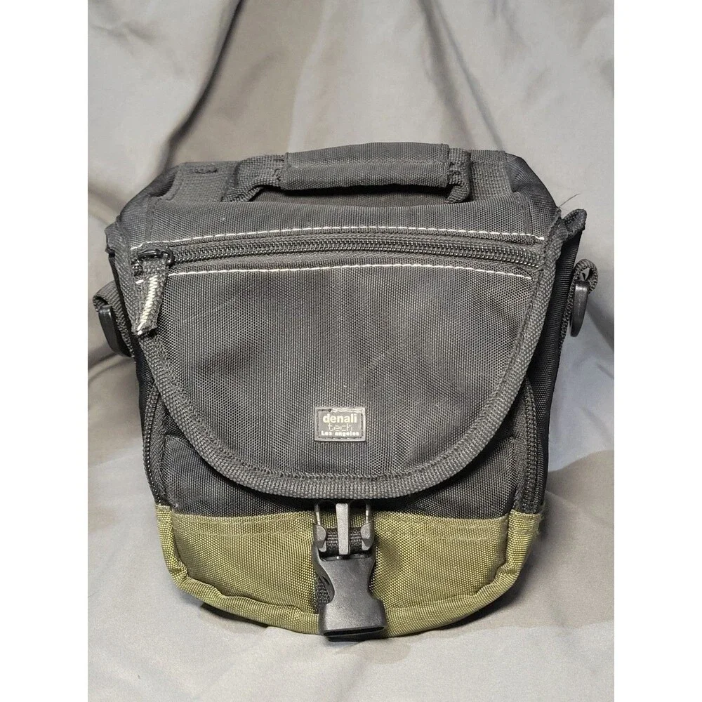 Denali Tech Los Angeles Camera Carry Shoulder Bag Padded Nylon Black Green